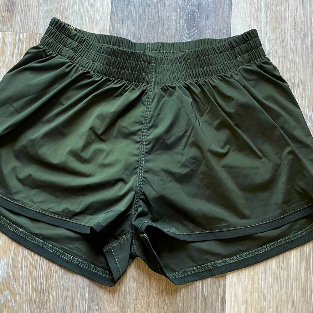 honey cut track shorts, forest green
